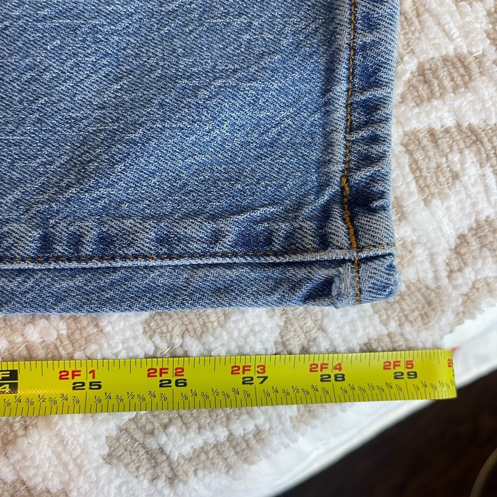 Forever 21 Women's Baggy Straight Leg Jeans Size 26 - Medium Wash - Picture 9 of 10